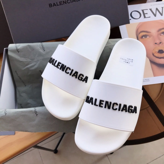 Balenciag* Pool Slide Eggshell