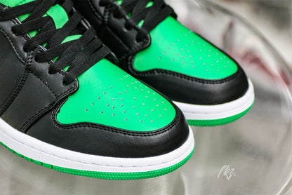 Jordan 1 Low Black Lucky Green