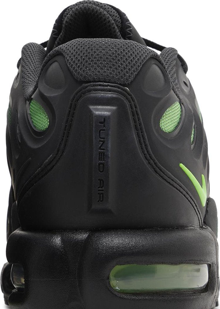 Nike Air Max Plus Drift 'Black Green Strike'