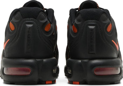 Nike Air Max Plus Drift 'Black Dragon Red'