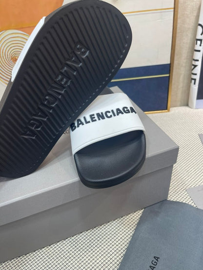 Balenciag* Pool Slide Logo White Black