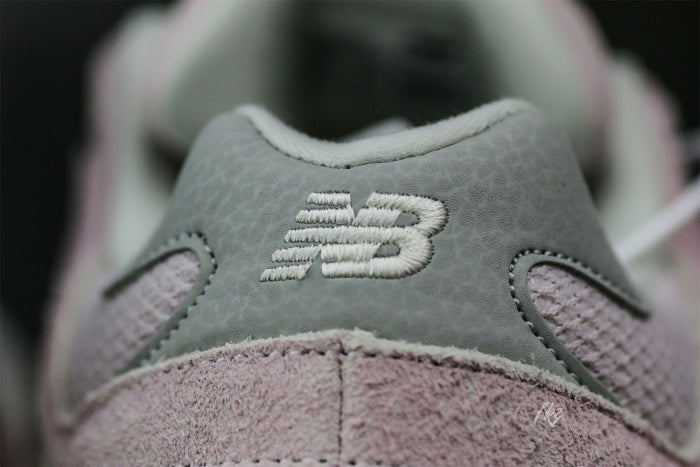 New Balance 9060 December Sky