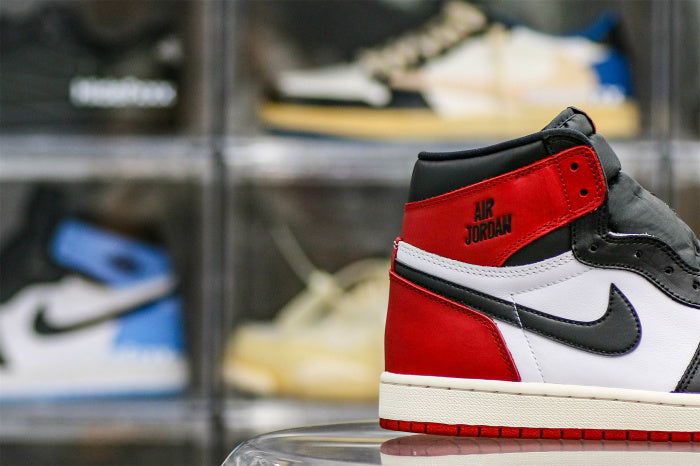 Air Jordan 1 Retro High OG Black Toe Reimagined (Ln5 A1)