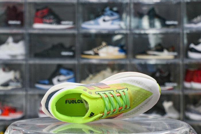 New Balance FuelCell Rebel v4 Bleached Lime Glo Hot Mango