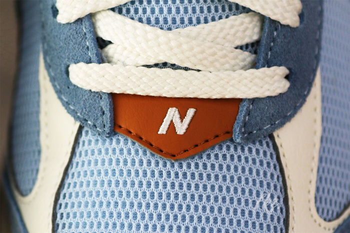 New Balance 2002R Wet Blue