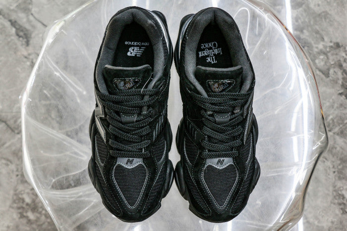 New Balance 9060 Triple Black